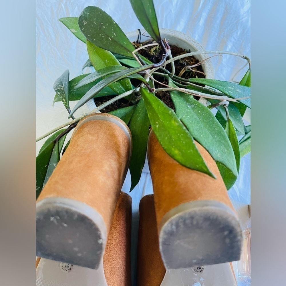 Liz Claiborne leather sandal heels - Picture 5 of 8
